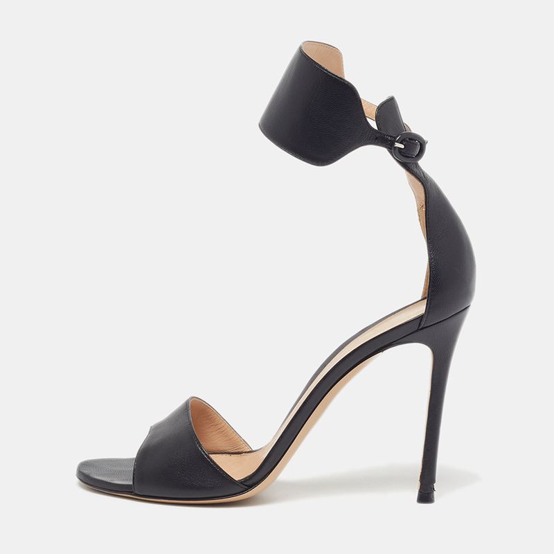 Gianvito Rossi Size 38.5 Black Leather Ankle Cuff Buckle Open Toe Sandals